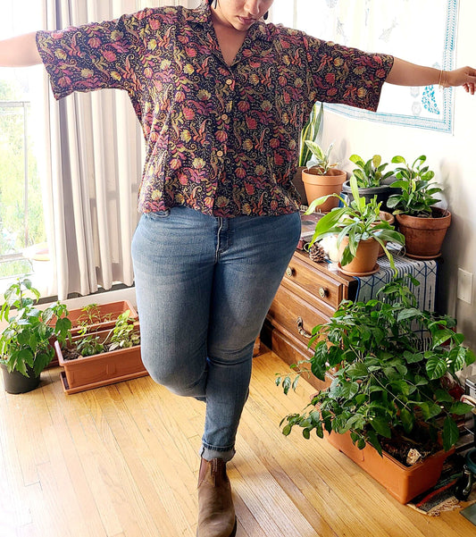 Artistic Printed - Relaxed fit Crop Shirt, Short sleeved