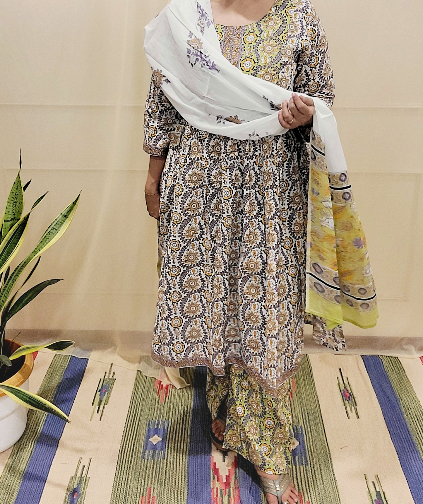 Women's block printed Kurta Pant and dupatta