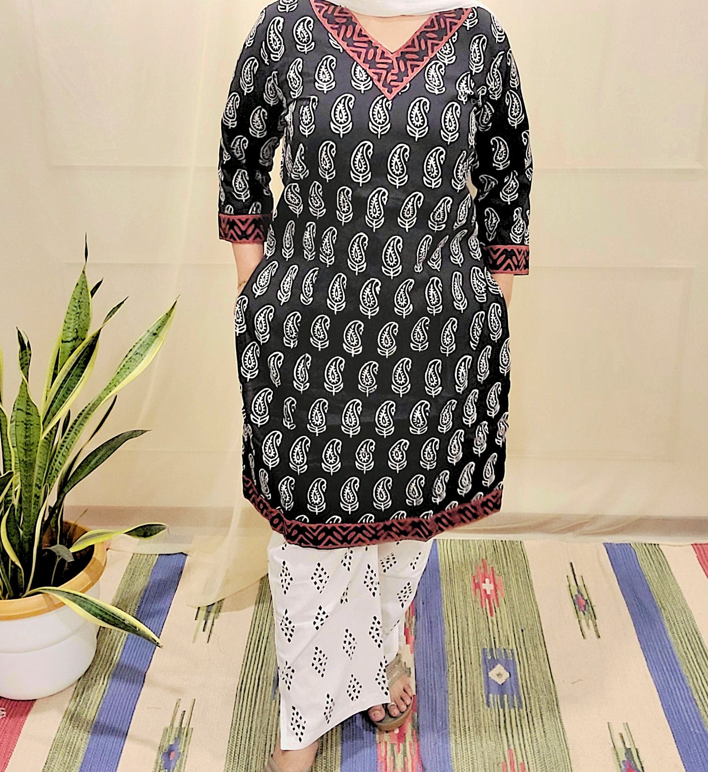 Women's block printed Kurta Pant and dupatta