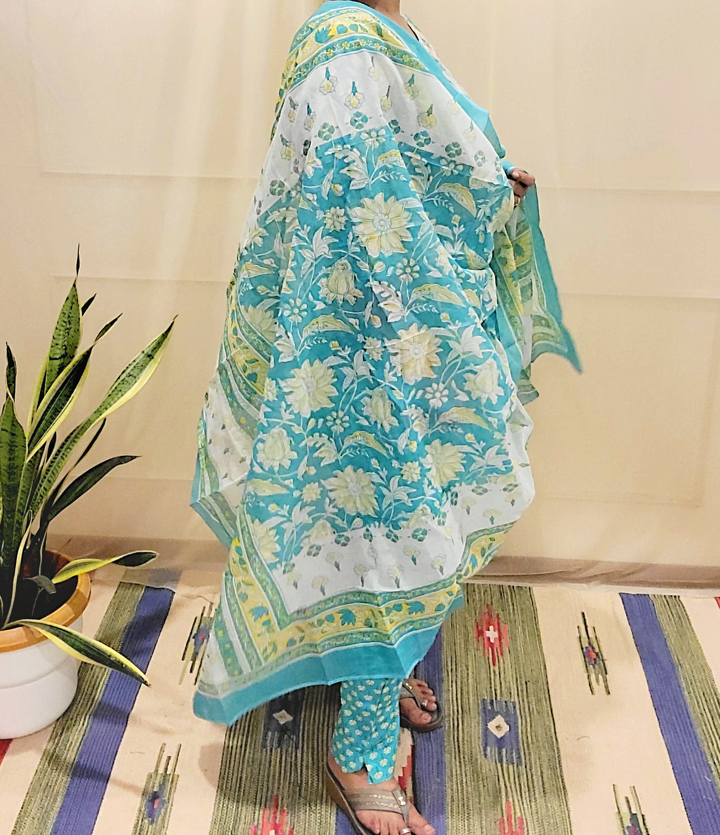 Women's block printed Kurta Pant and dupatta