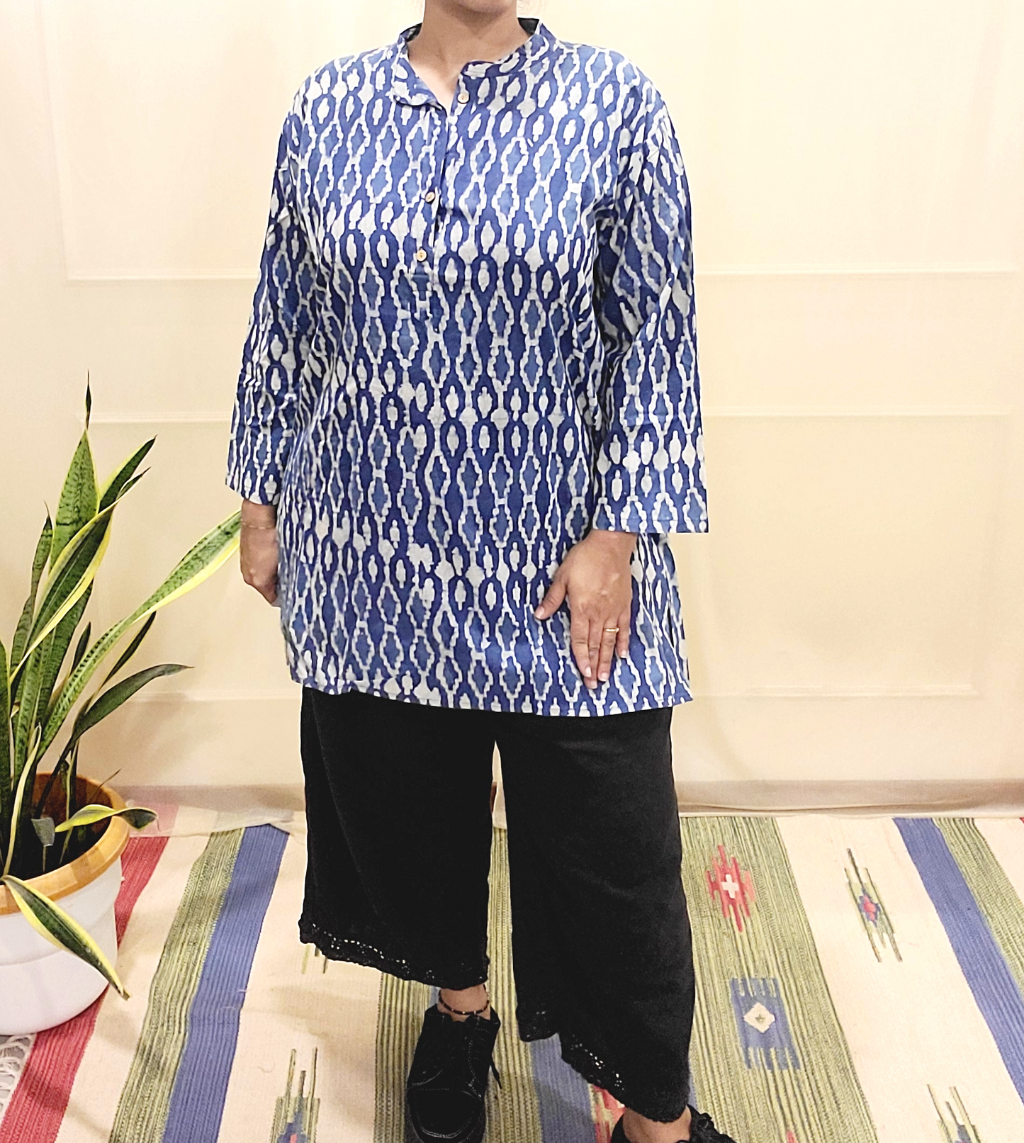 Button women's Kurti-Block print