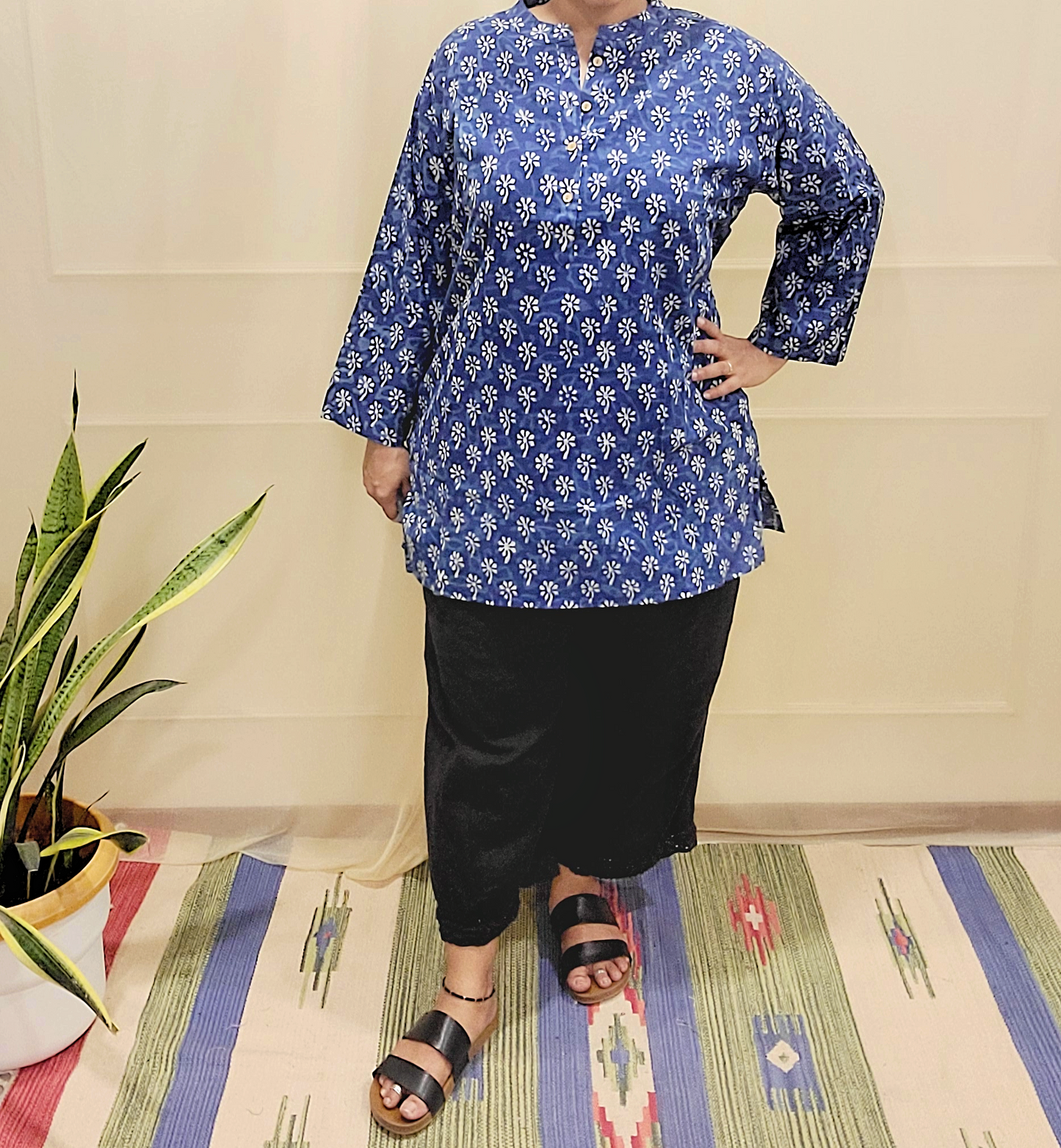 Button women's Kurti-Block print