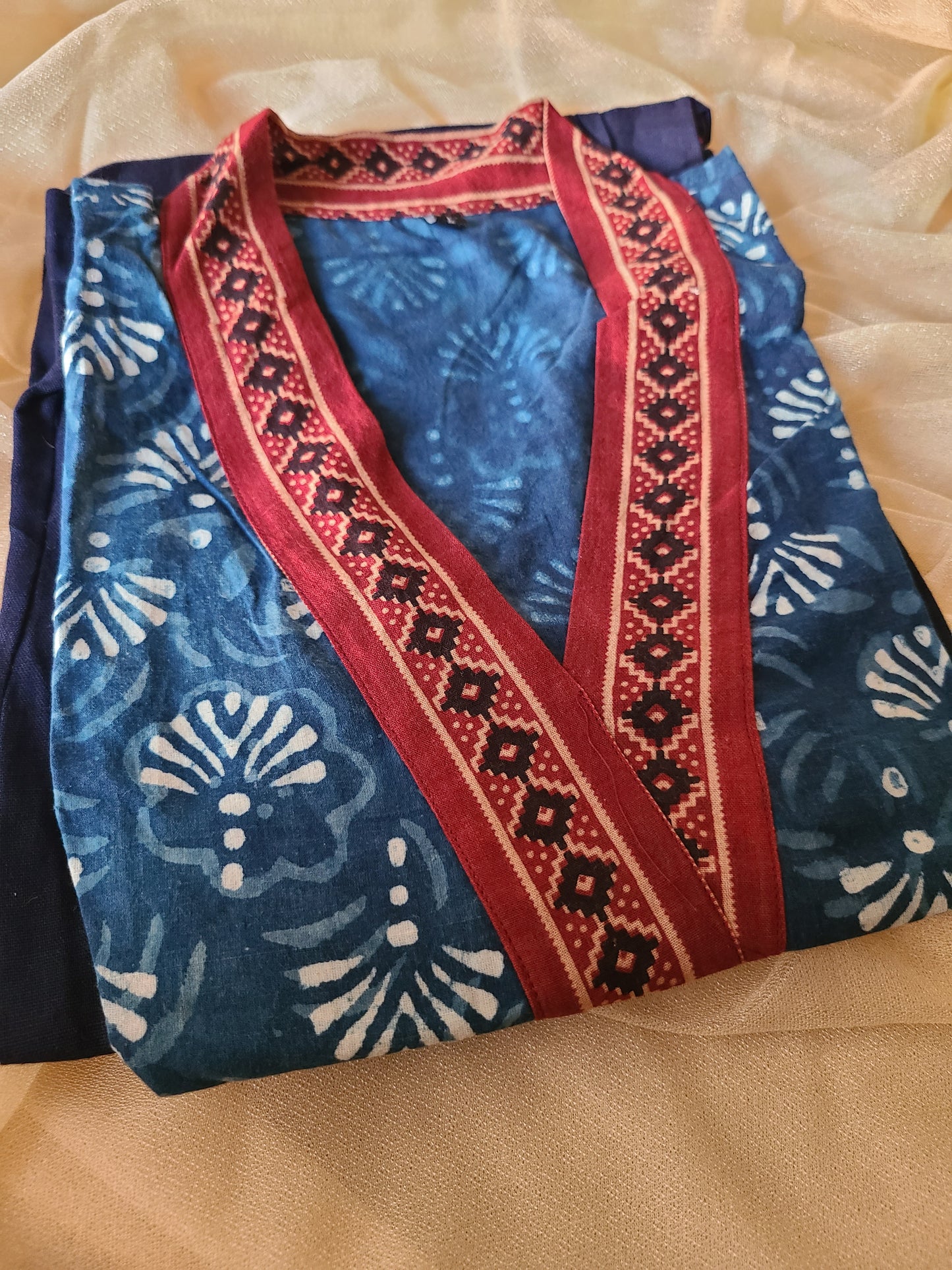 Malli - Alia Cut dress with pocket