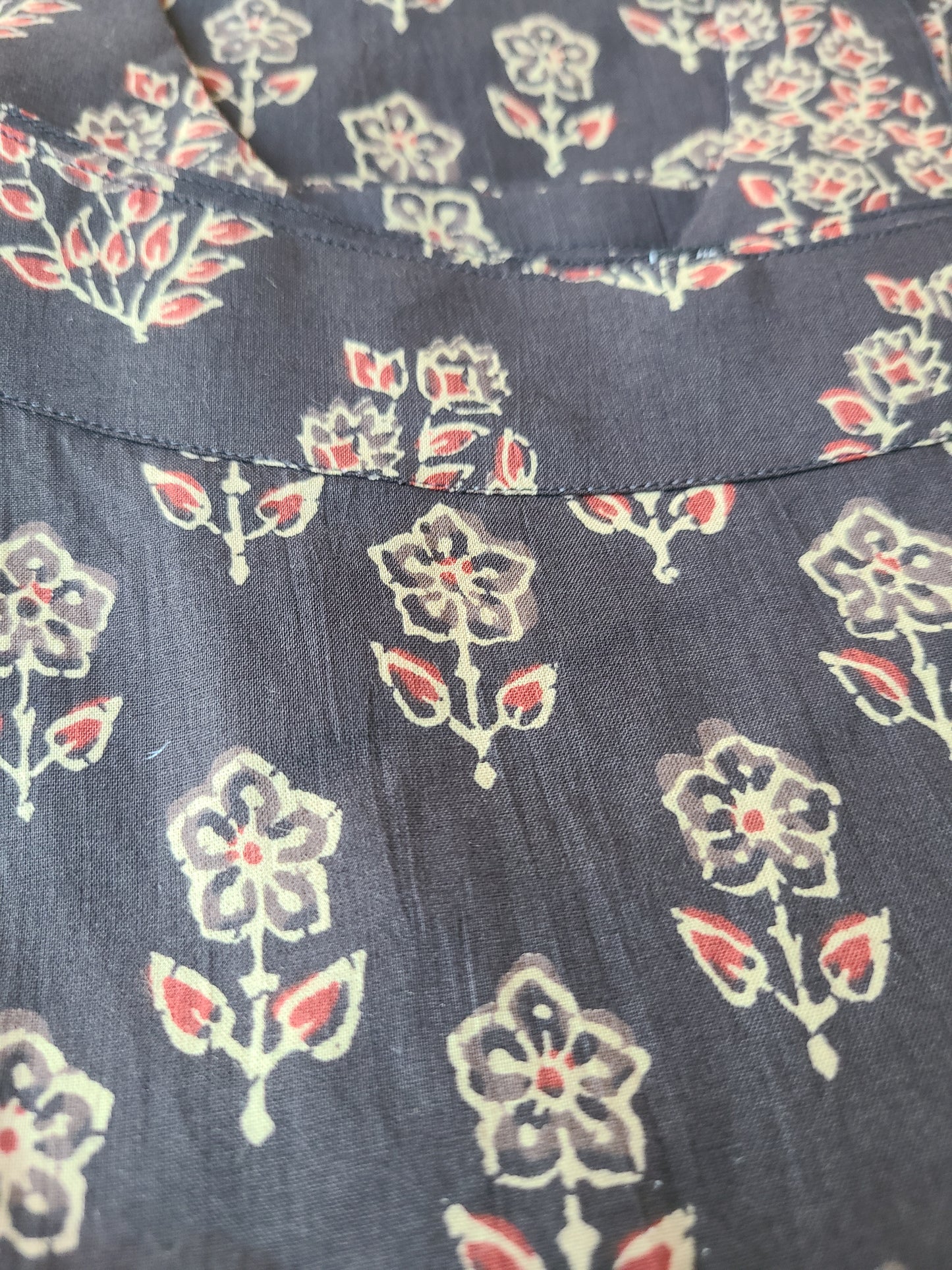 Sleevles cotton Bagru print Kurti