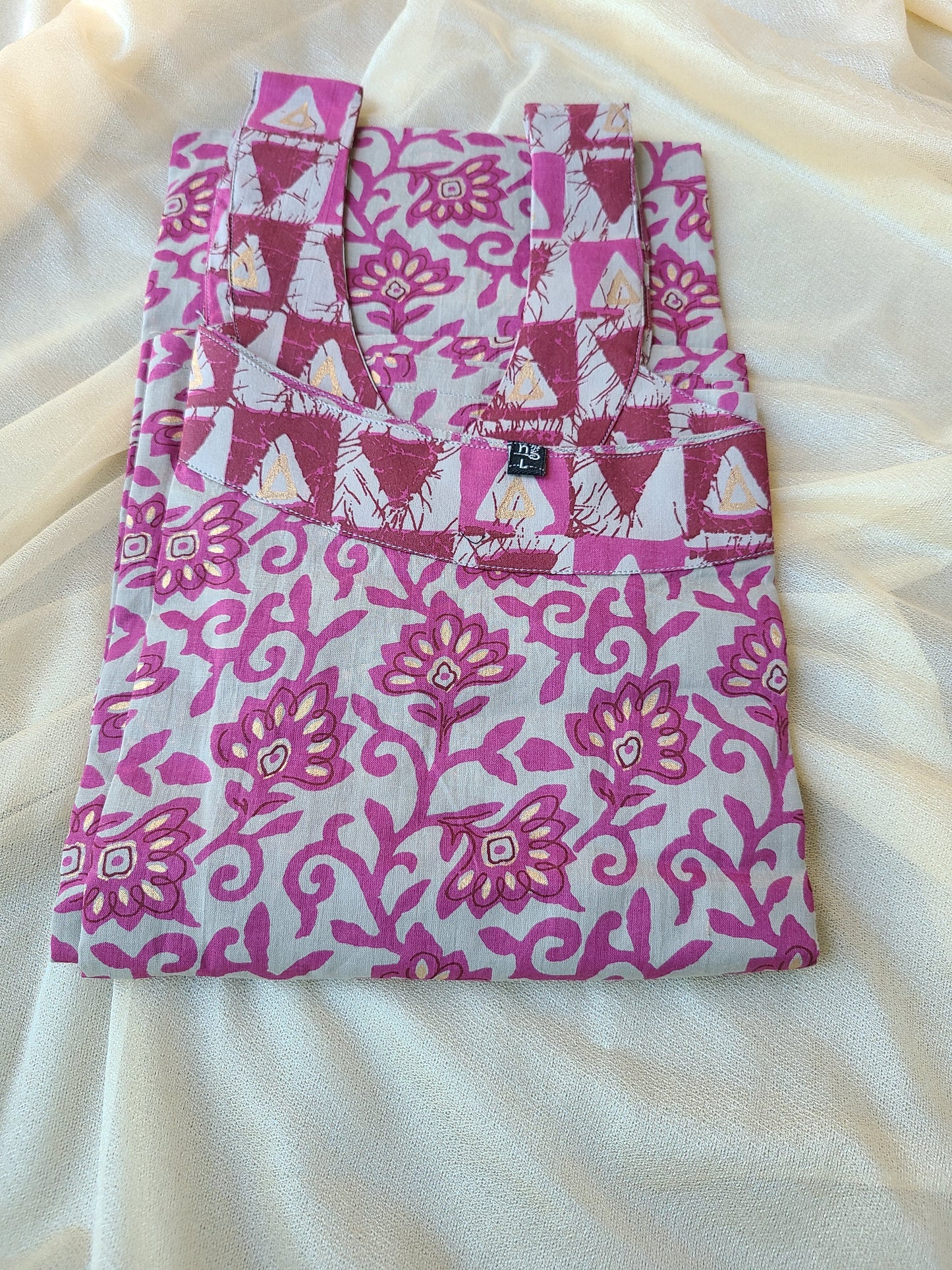Sleevles cotton Bagru print Kurti