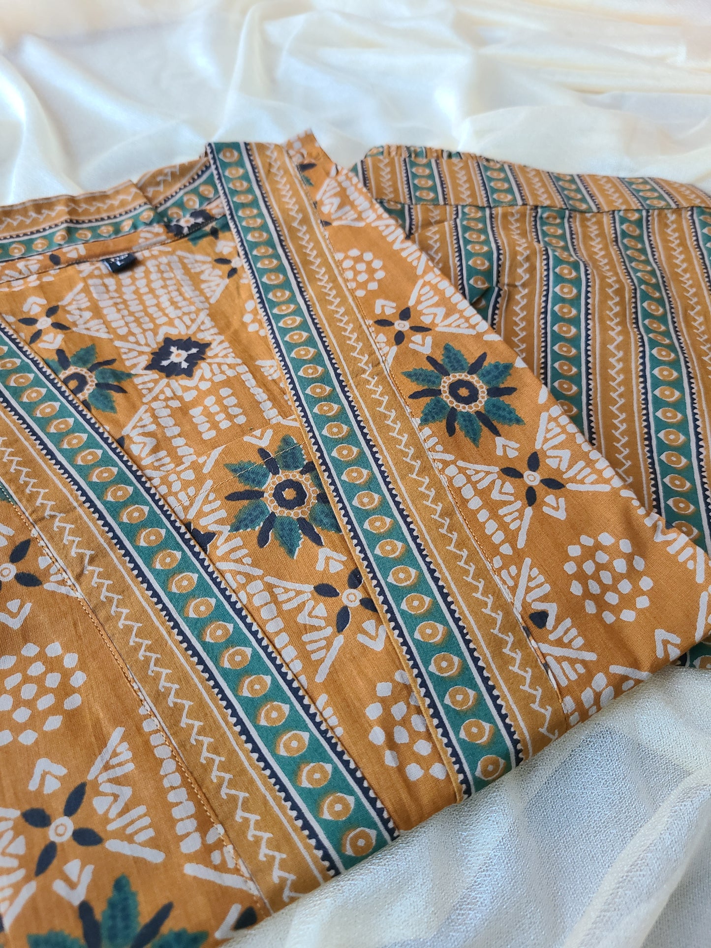 Cotton Bagru collar Kurti and Pant set