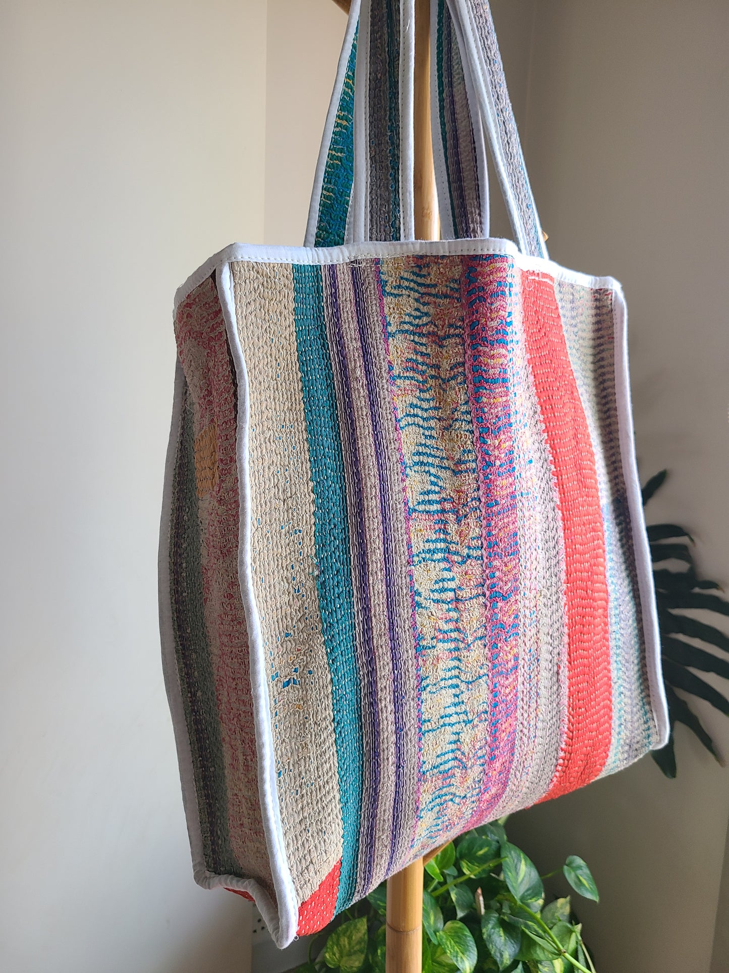 Handcrafted Kantha Tote Bag: Exquisite Blend of Style and sustainable fashion