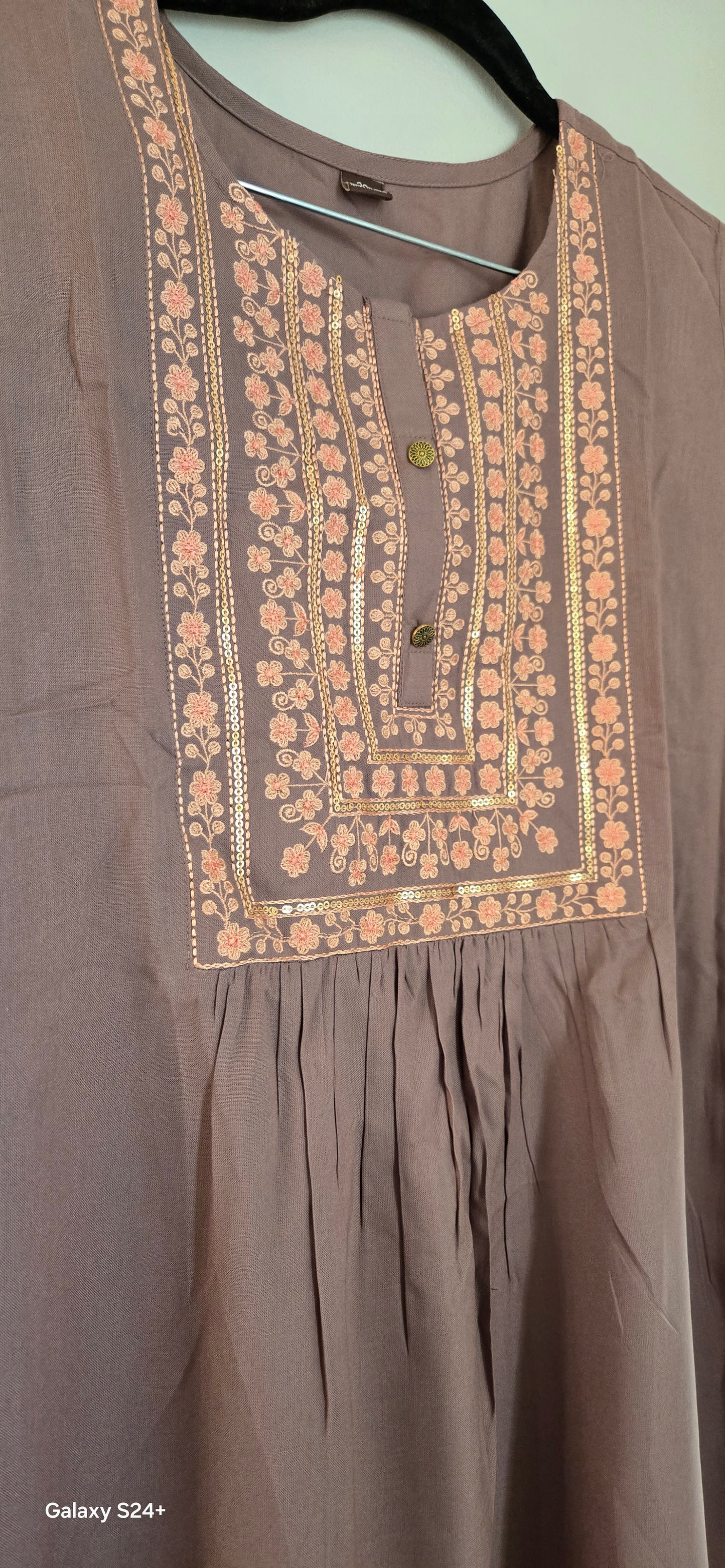 Women's Top - Semisilk with embroidery