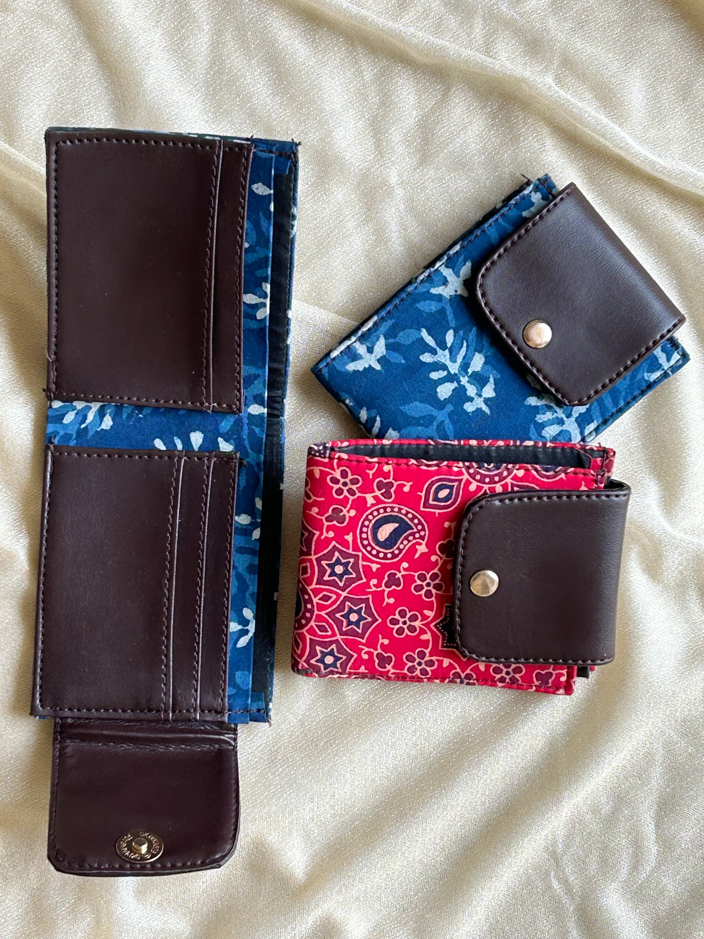 Leather-Free Wallet with Artisanal Blockprints Fabric - Set of 2