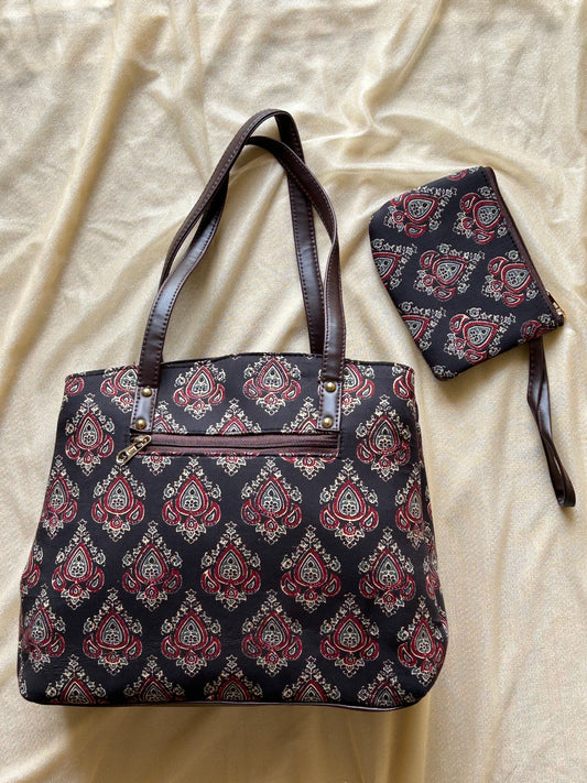 Leather-Free sling bags with Artisanal Blockprints Fabric