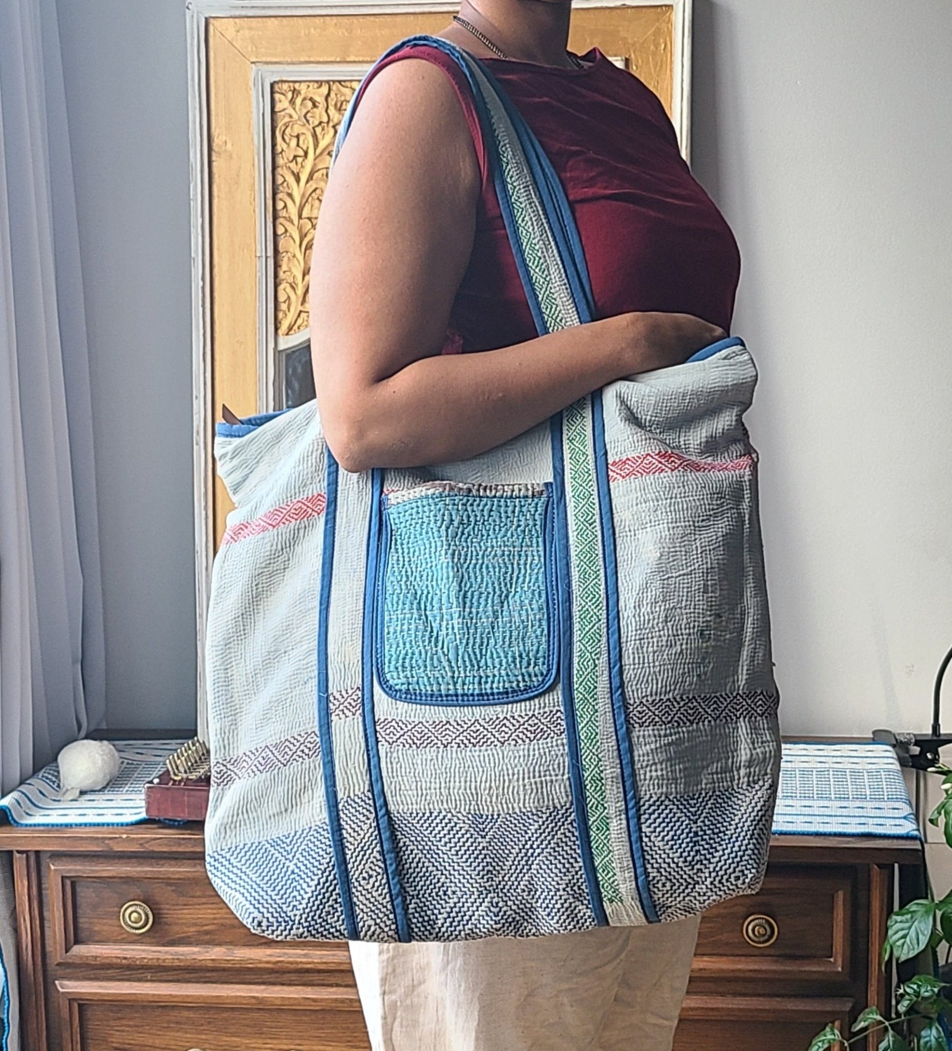 Handcrafted Kantha Tote Bag: Exquisite Blend of Style and sustainable fashion - Indianidhi