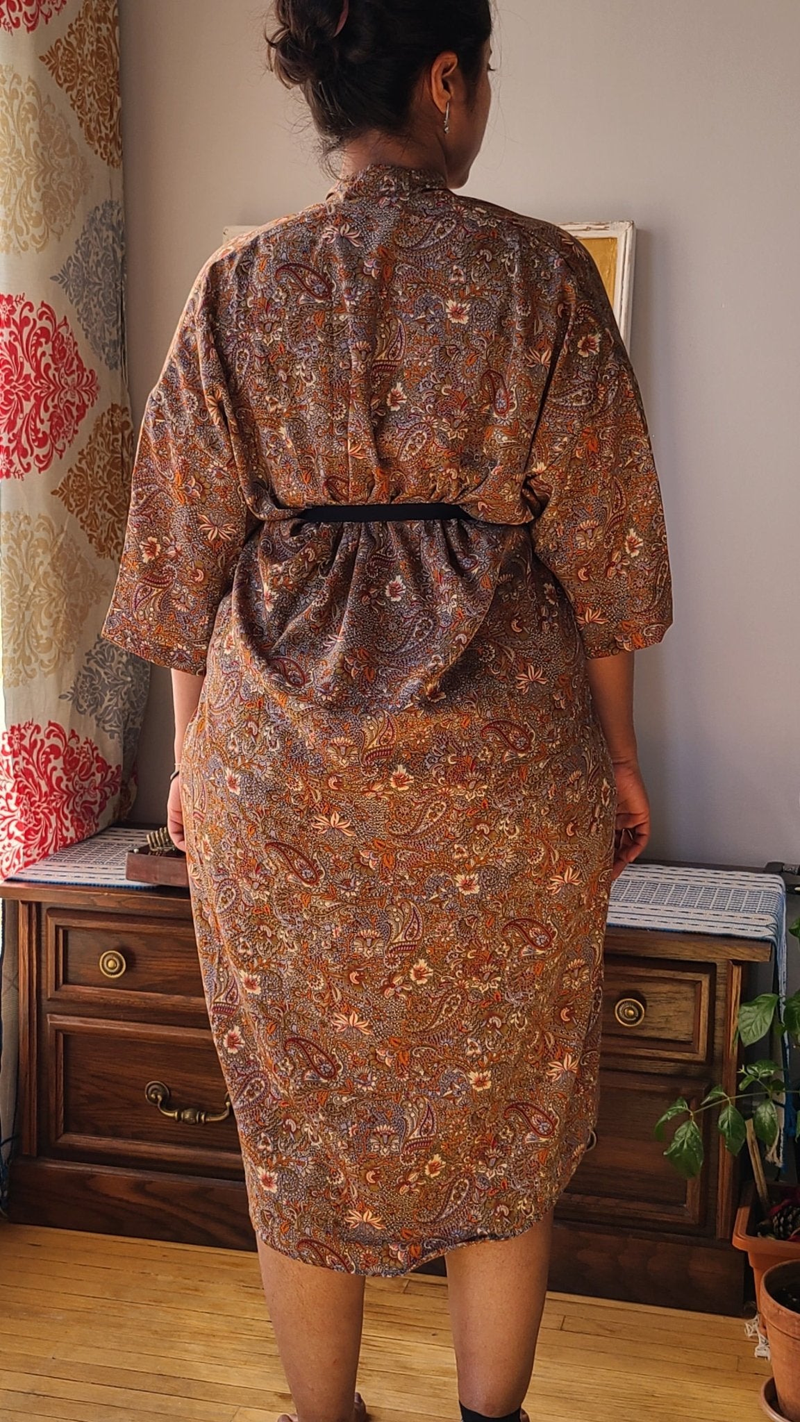 Stunning Paisley Hand-Printed Viscose Kaftan - Exude Elegance! - Indianidhi