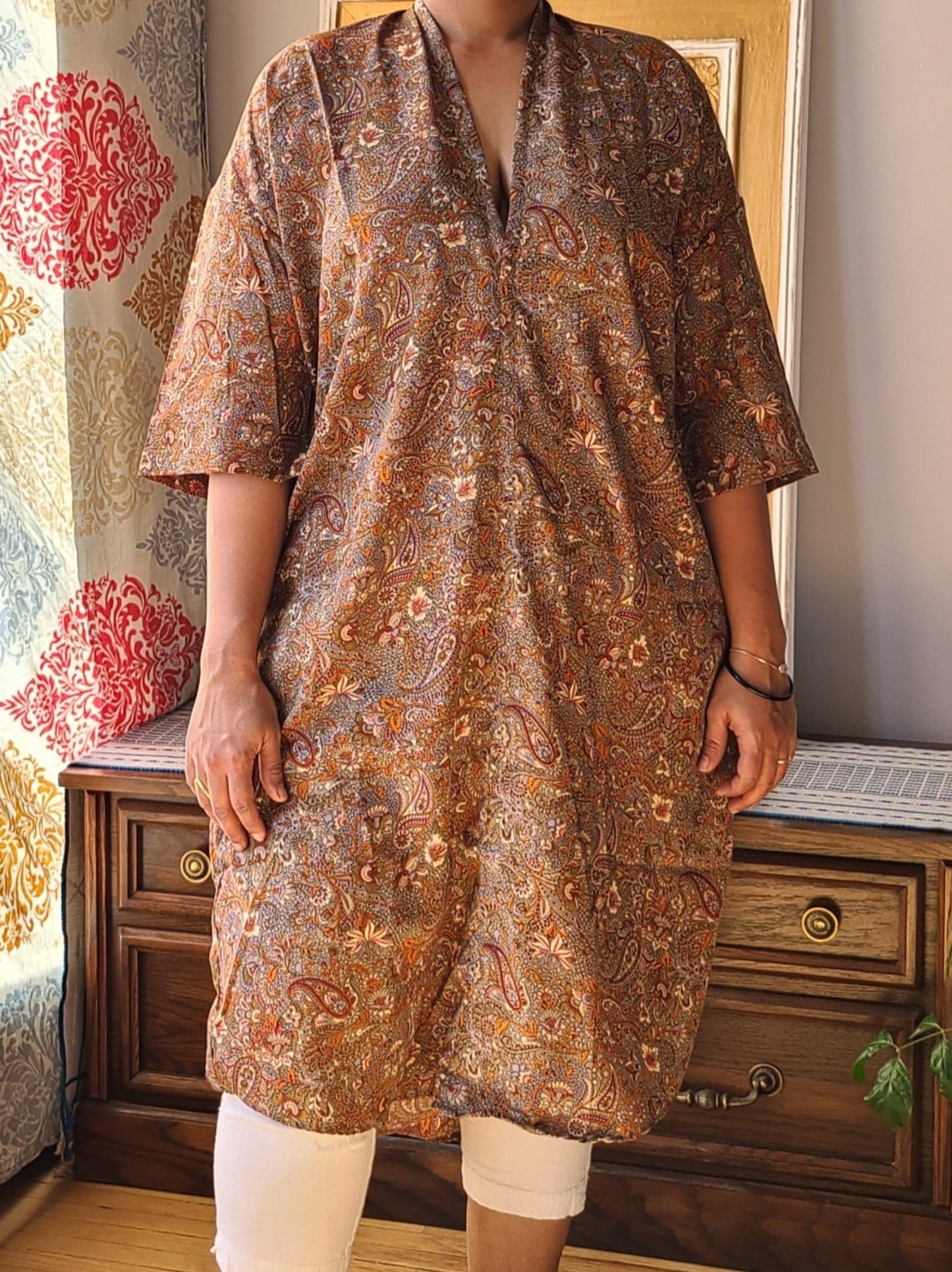Stunning Paisley Hand-Printed Viscose Kaftan - Exude Elegance! - Indianidhi