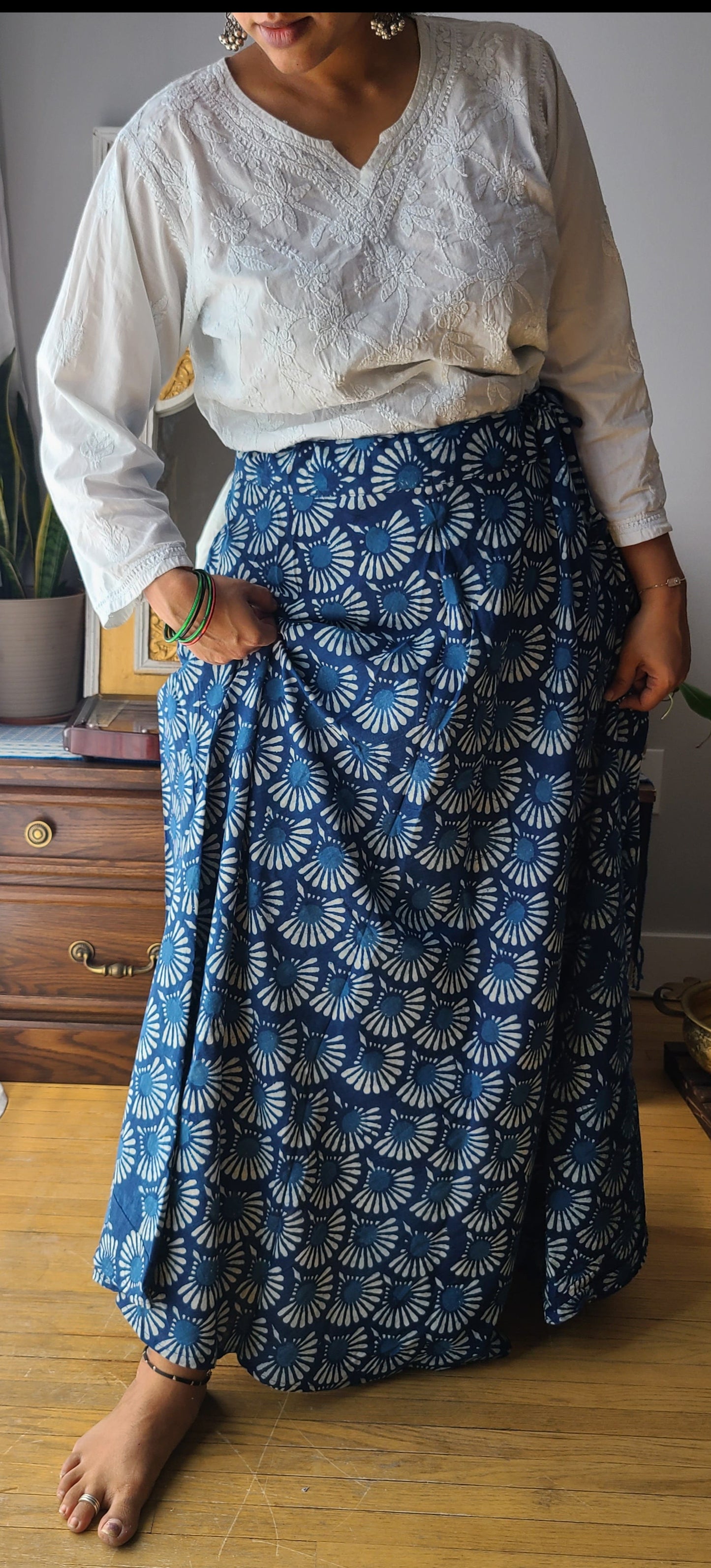 Indigo Hand Block Printed Skirt: Artisanal Elegance for Fashion-forward Women | Shop Now Indianidhi