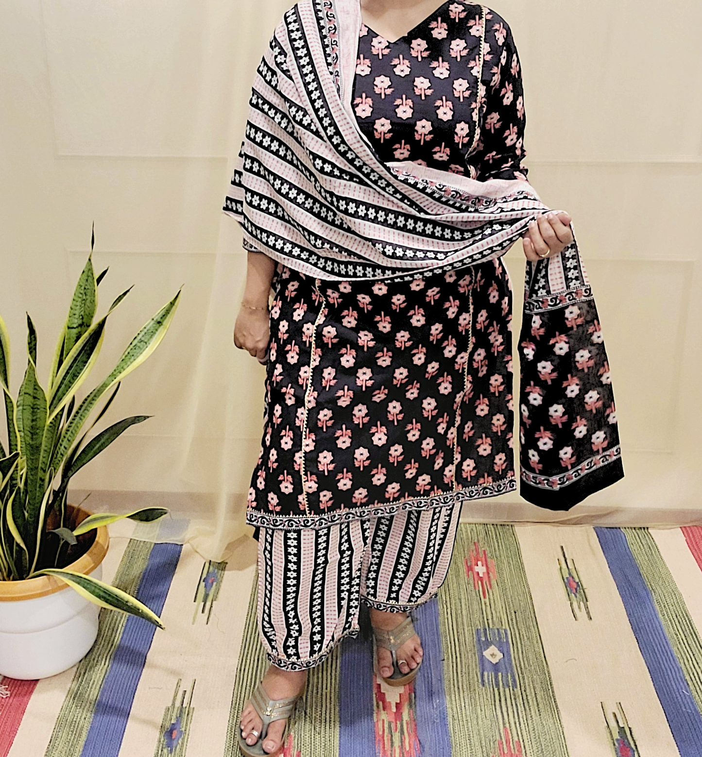 Women's block printed Kurta Pant and dupatta