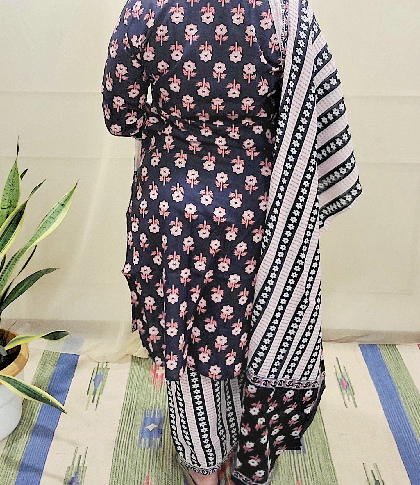 Women's block printed Kurta Pant and dupatta