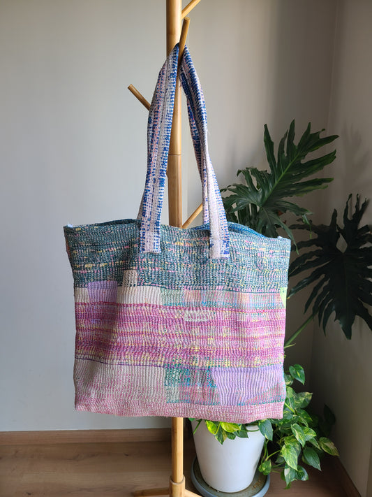 Jui-Kantha travel Tote Bag: Oversized Tote bag