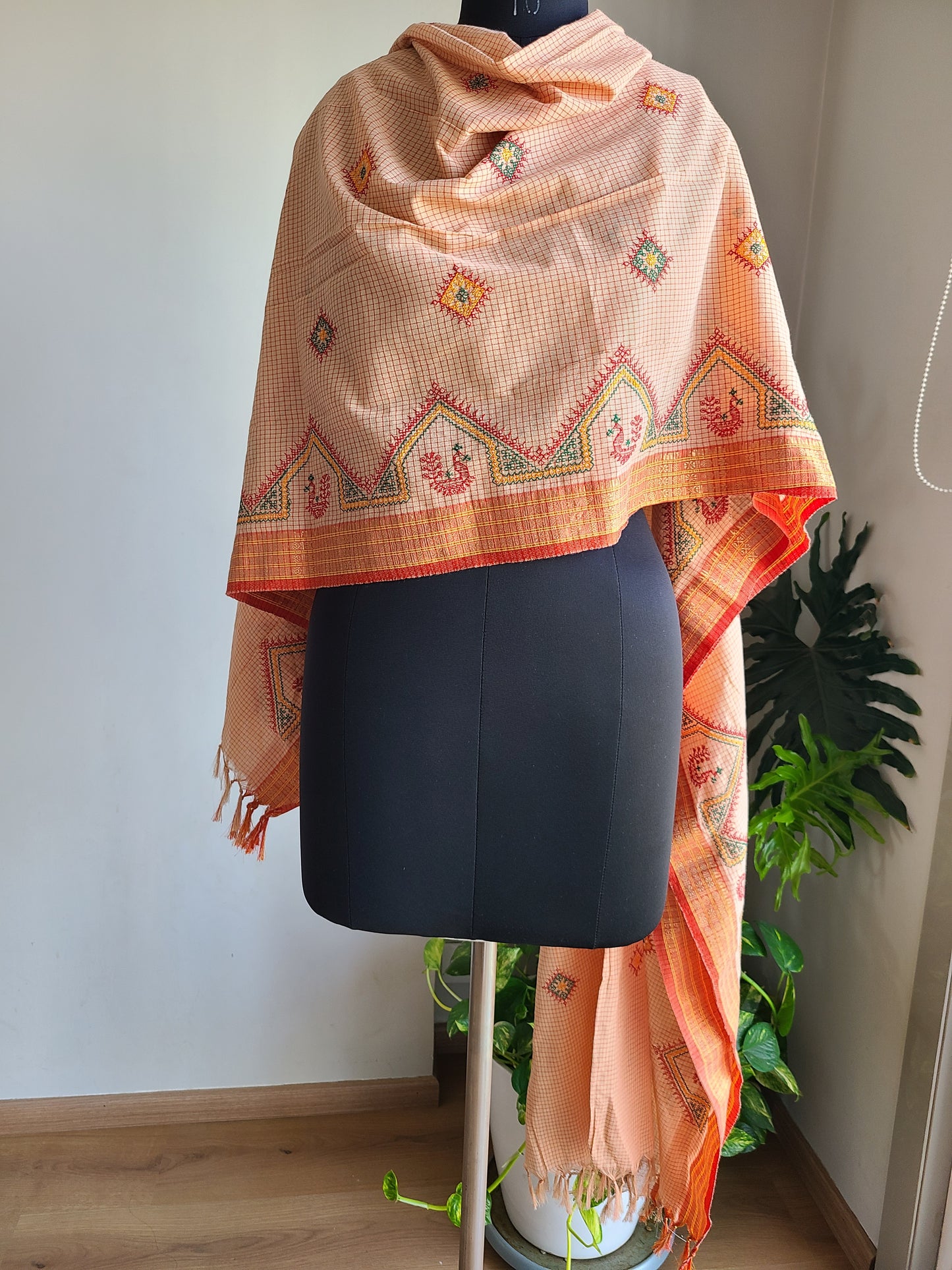 Shawl / Dupatta - Kasuti embroidery Silk cottton