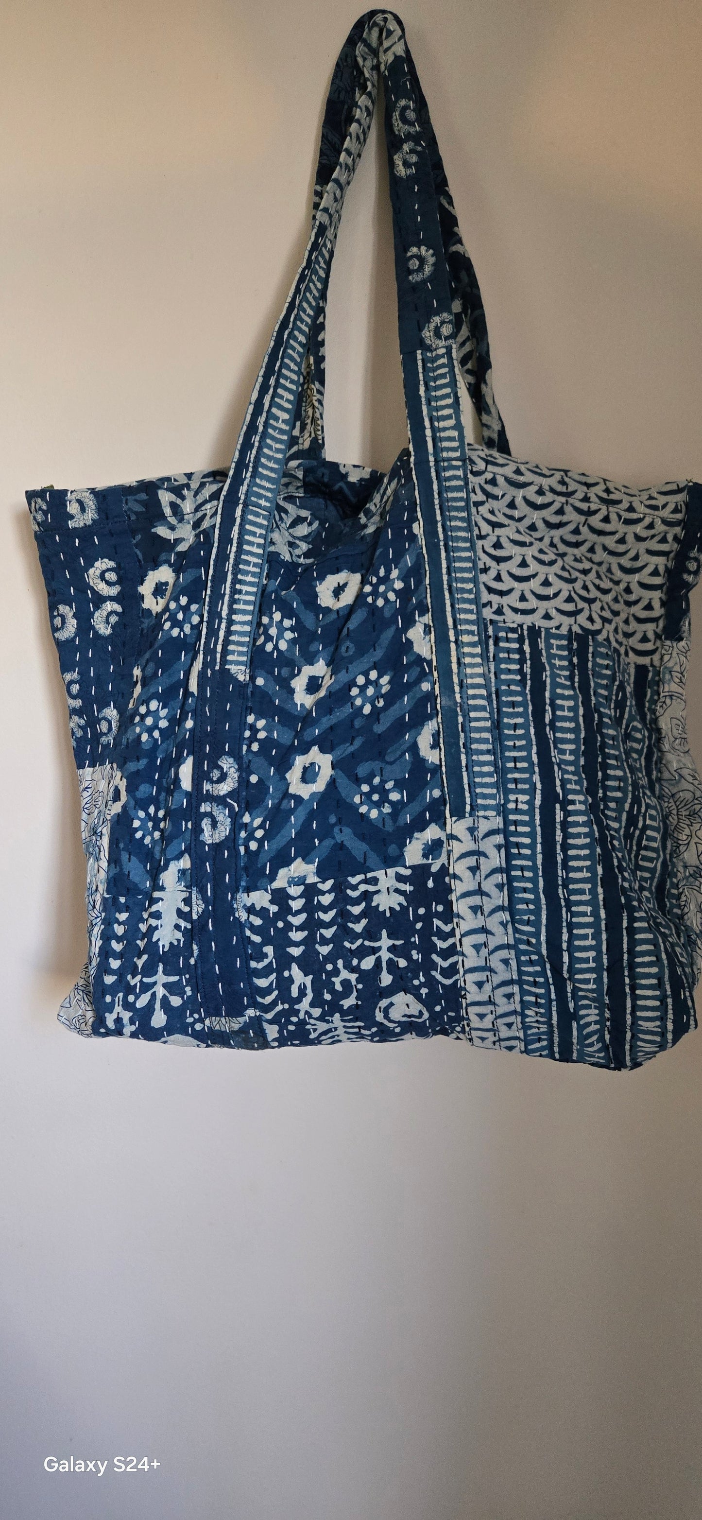 Handcrafted Kantha Tote Bag: sustainable fashion