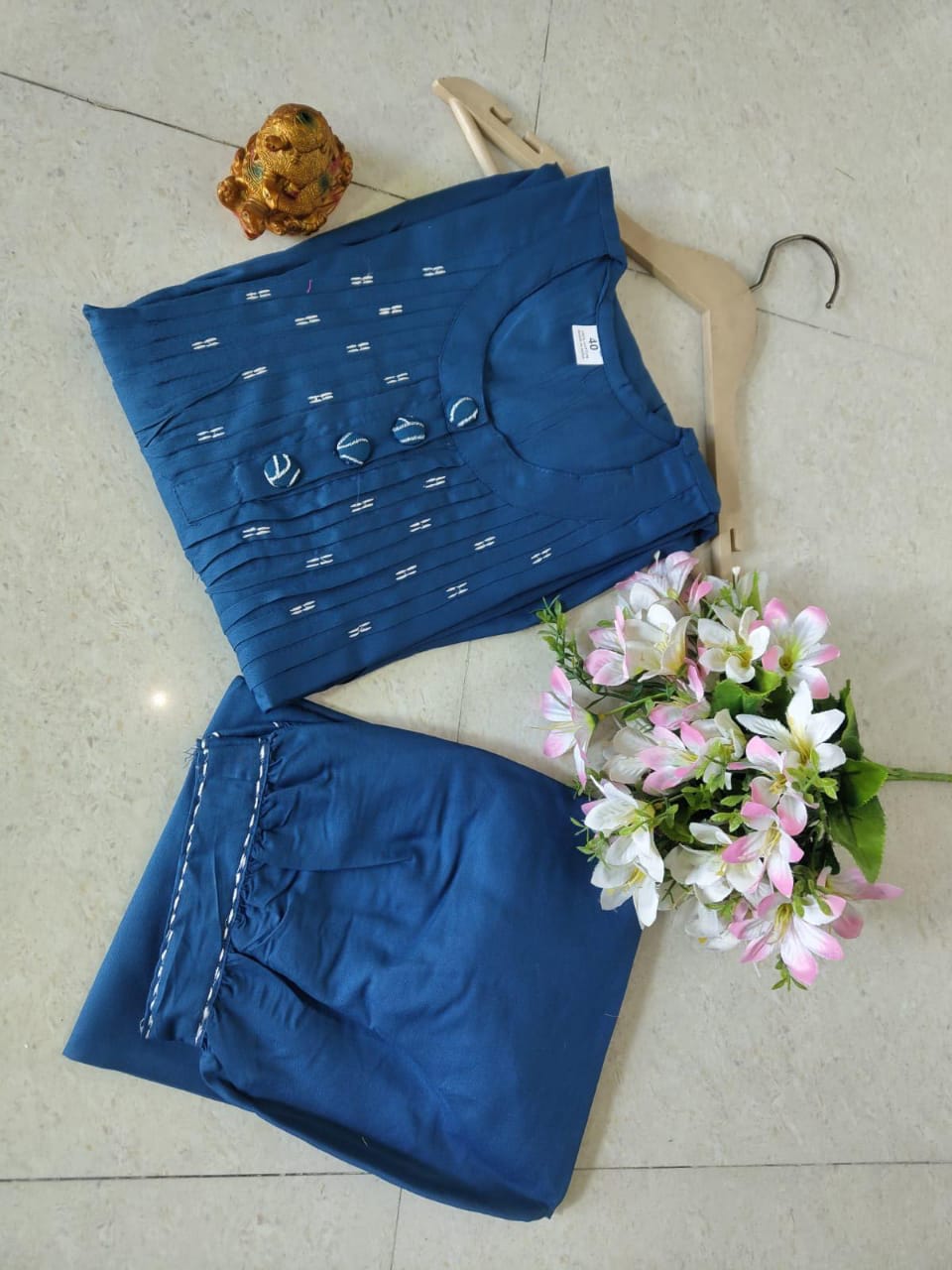 Sakhi - Kurti and Pant set