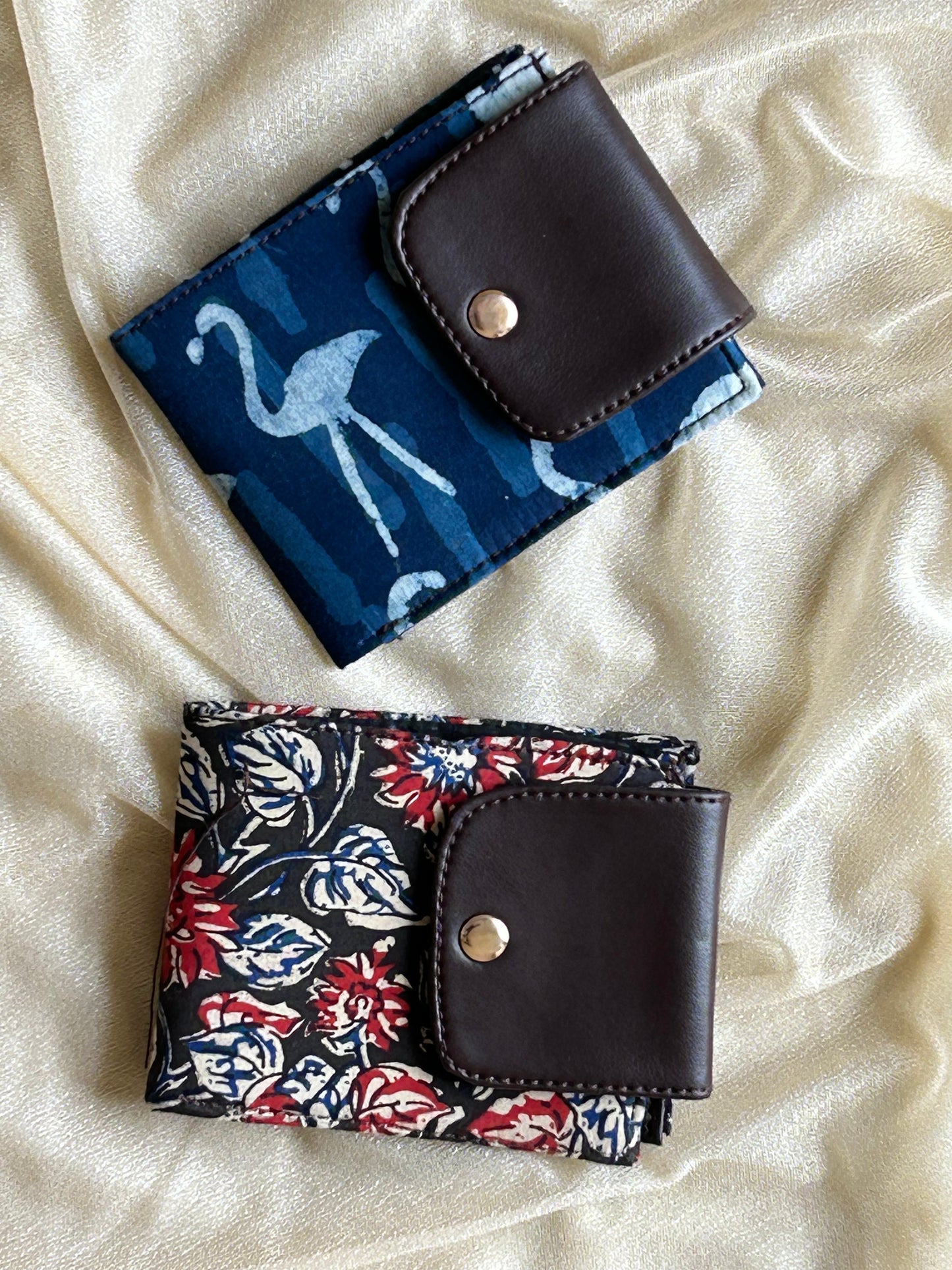 Leather-Free Wallet with Artisanal Blockprints Fabric - Set of 2