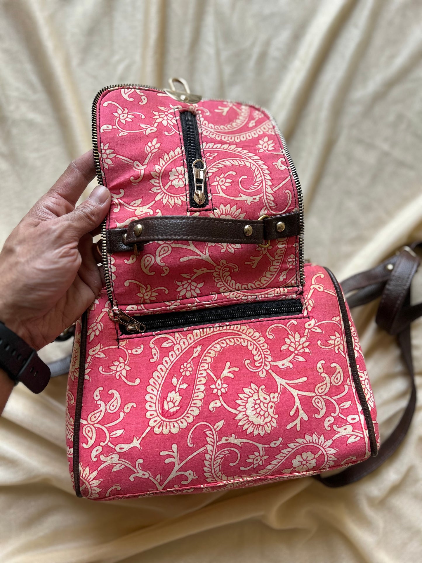 Leather-Free sling bags with Artisanal Blockprints Fabric